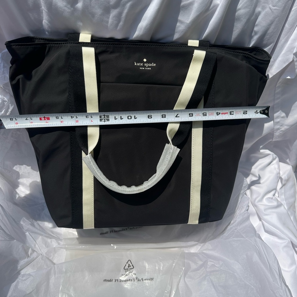 Kate Spade Black Tote with Ivory Straps nwt